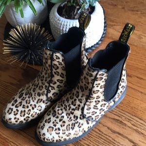 Leopard print Chelsea boots Doc Martens size 8 (UK 6) 🖤